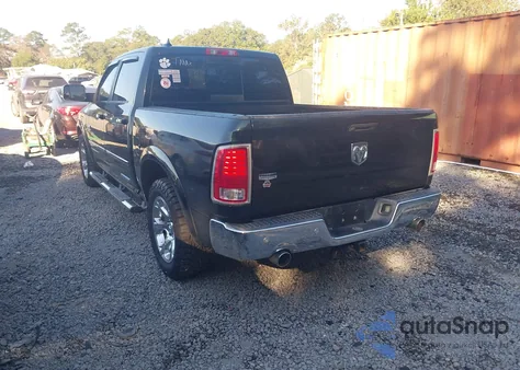 2015 Ram 1500 Laramie из США, поврежденный, VIN 1C6RR6NTXFS506216